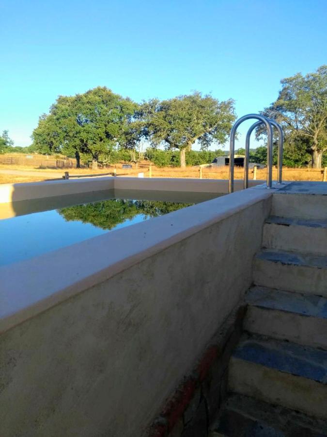 Eco-Lodge En La Reserva Privada Campanarios De Azaba - Proyecto De Conservacion Espeja Εξωτερικό φωτογραφία