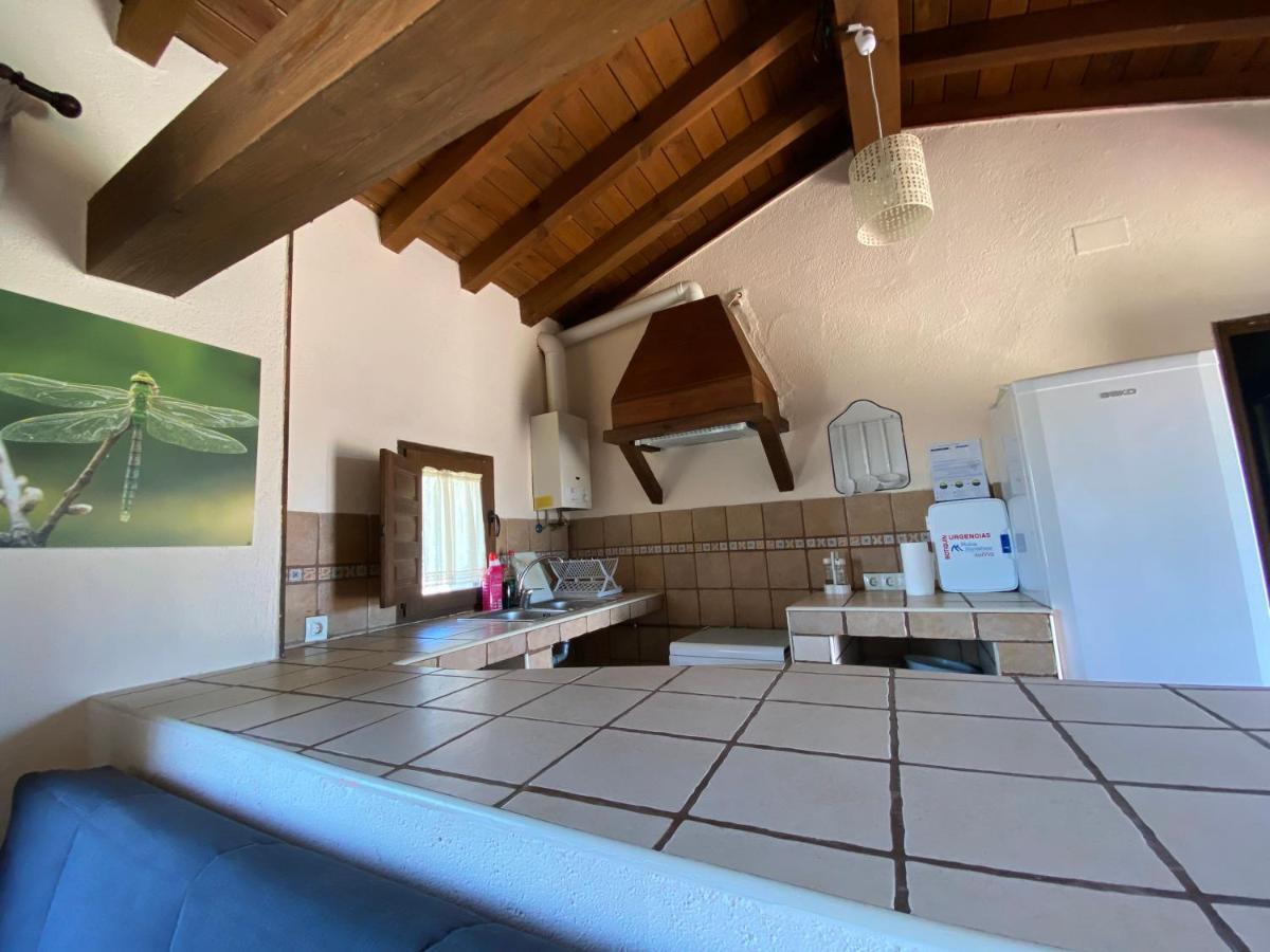 Eco-Lodge En La Reserva Privada Campanarios De Azaba - Proyecto De Conservacion Espeja Εξωτερικό φωτογραφία